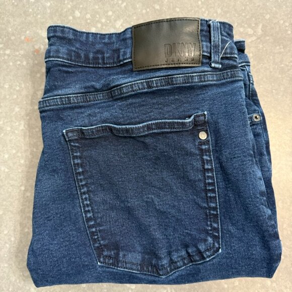 DKNY Jeans Bedford Slim Fit Dark Wash Denim - Size 38x30 - Picture 8 of 10